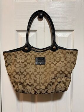 2009 Coach Signature Bleecker Canvas Tote in Brown
